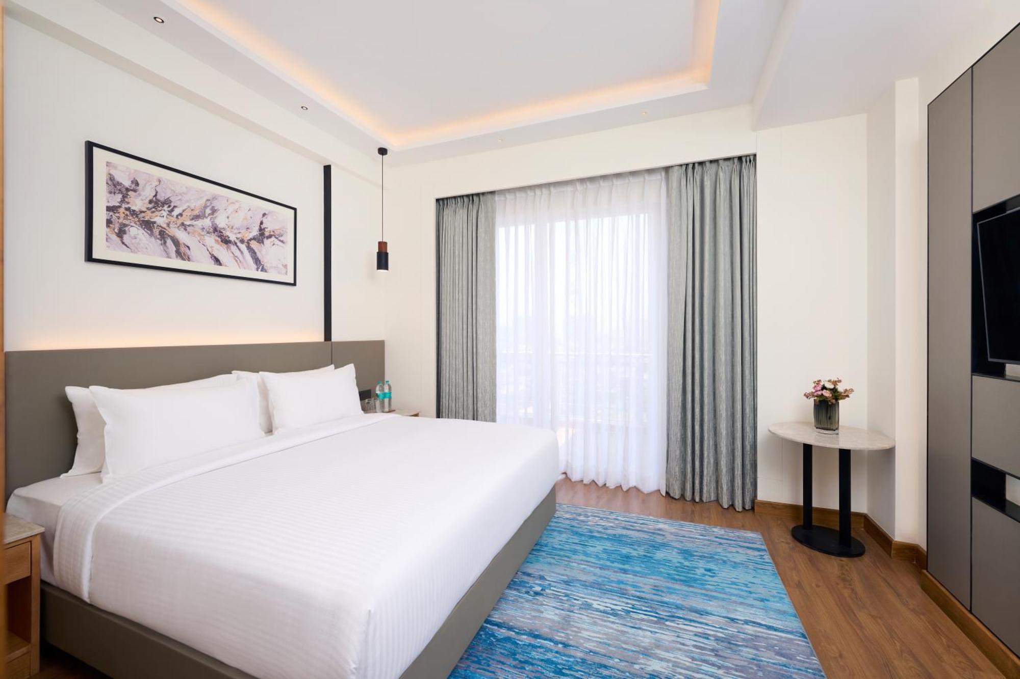 Iris Sarovar Portico Gurgaon Exterior foto