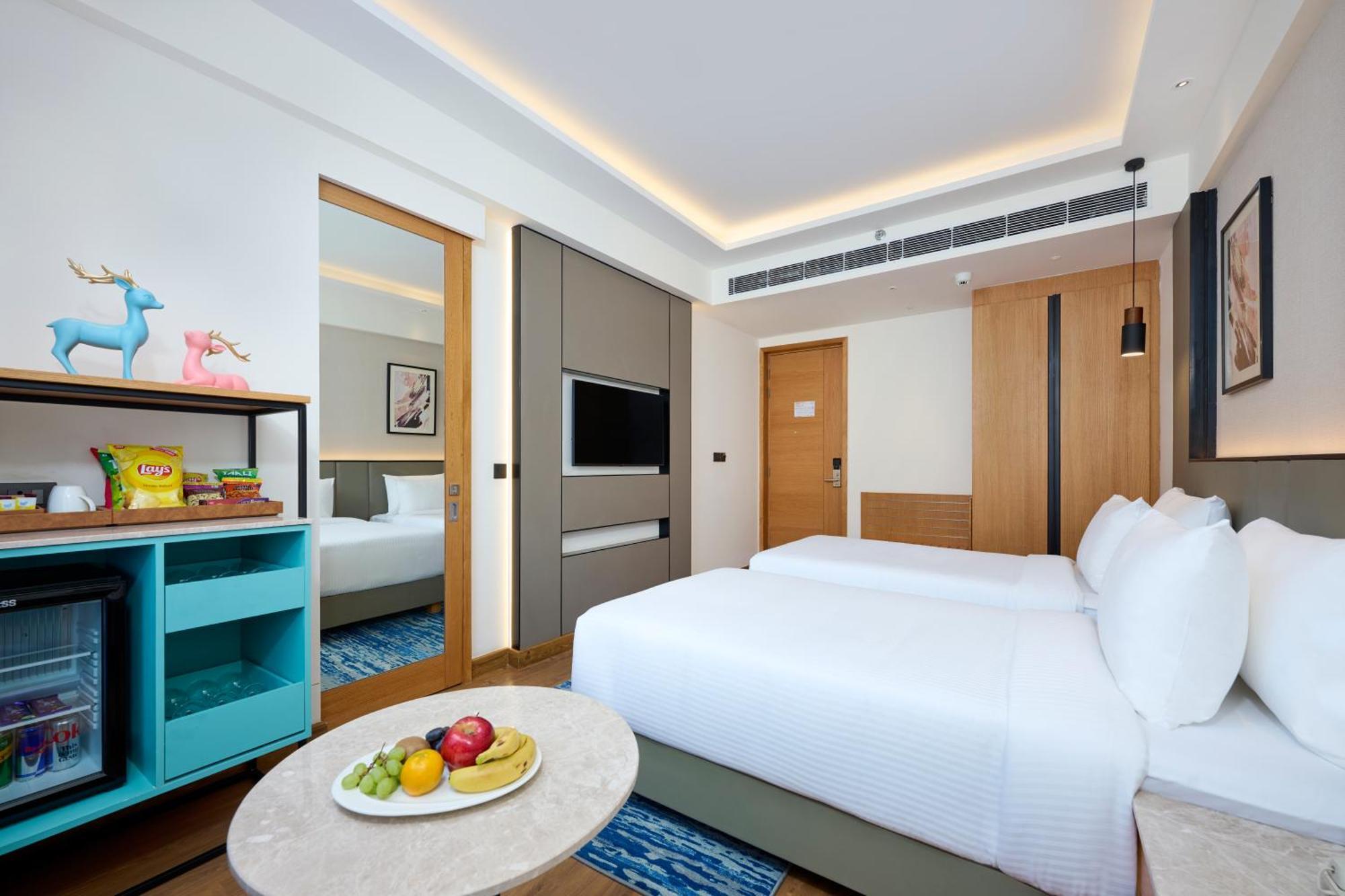 Iris Sarovar Portico Gurgaon Exterior foto